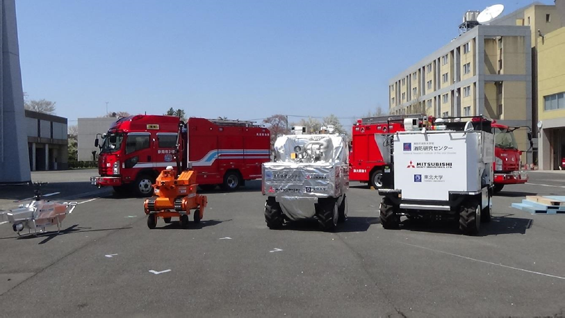第6-1図　試作した消防ロボットシステムの各単体ロボット