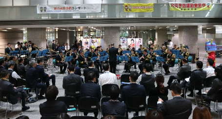 秋の火災予防コンサート（東京消防庁音楽隊）の写真