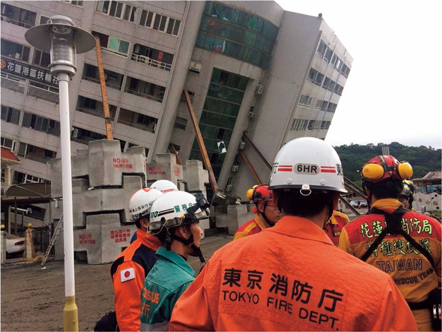 花蓮県での捜索救助活動を支援台湾東部地震災害（平成30年2月派遣）（JICA提供）