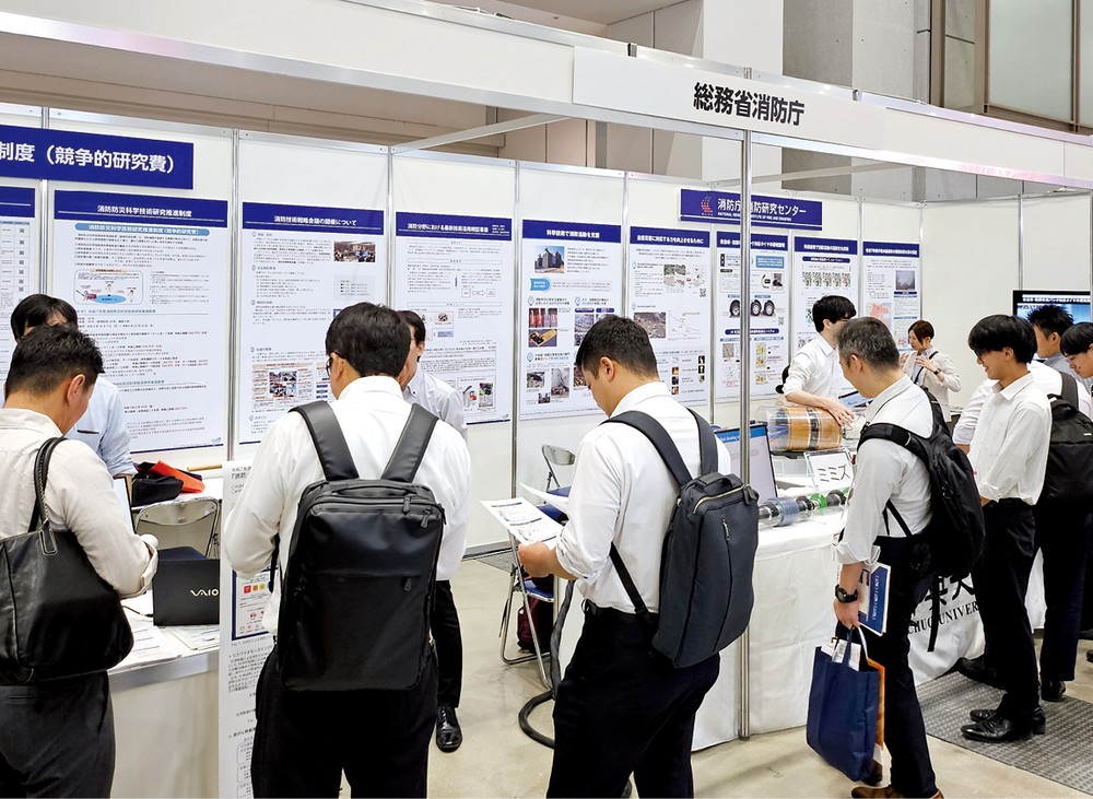 危機管理産業展2025（RISCON TOKYO）における出展の様子